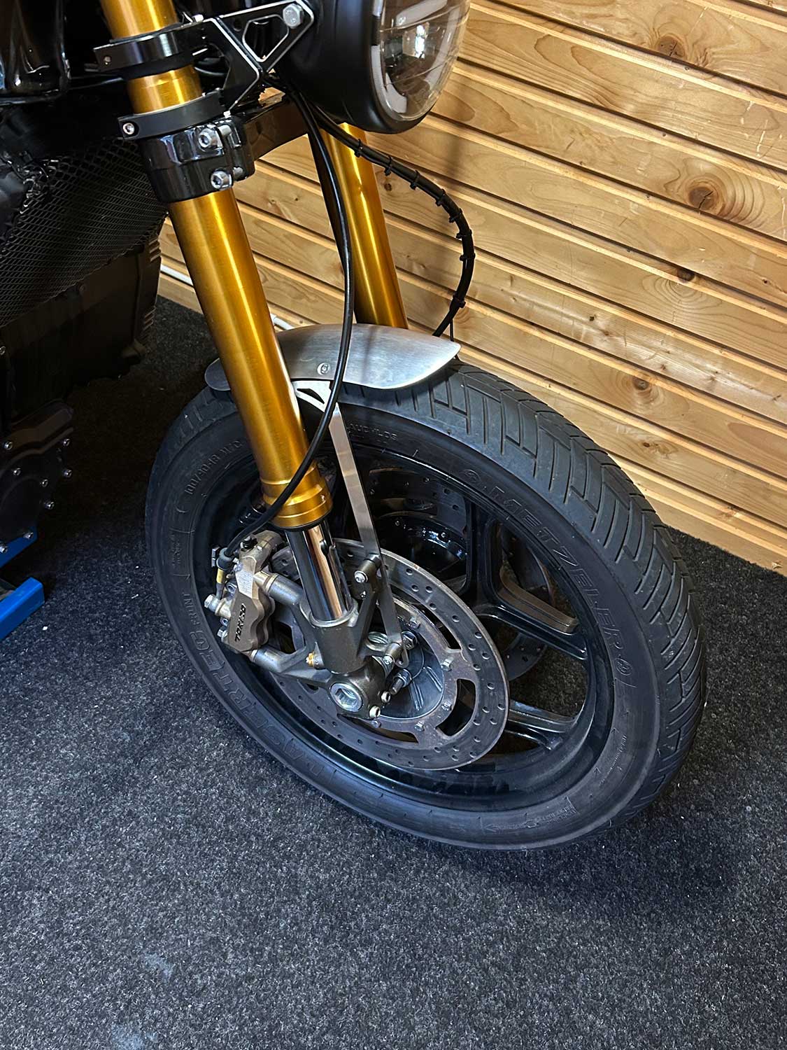 yzf-r6 フロントフェンダー 17~YZF-R6 ﾌﾛﾝﾄﾌｪﾝﾀﾞｰ | EIGHT （才谷屋ファクトリー､HEART）